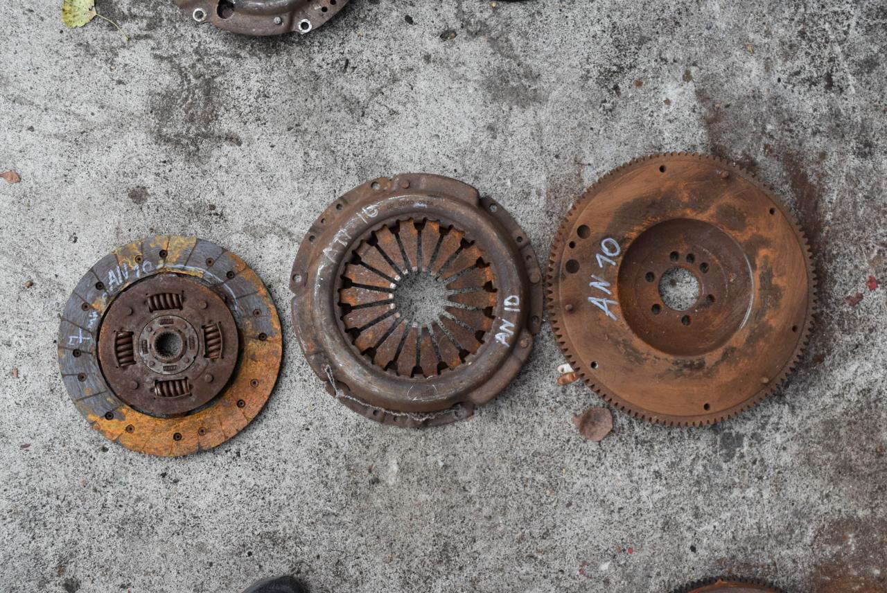 комплект сцепления Land Rover Freelander 1 поколение 1999, 2.0 л., TD, дизель, МКПП, внедорожник 5 дв., LC03KD032A - фото №1