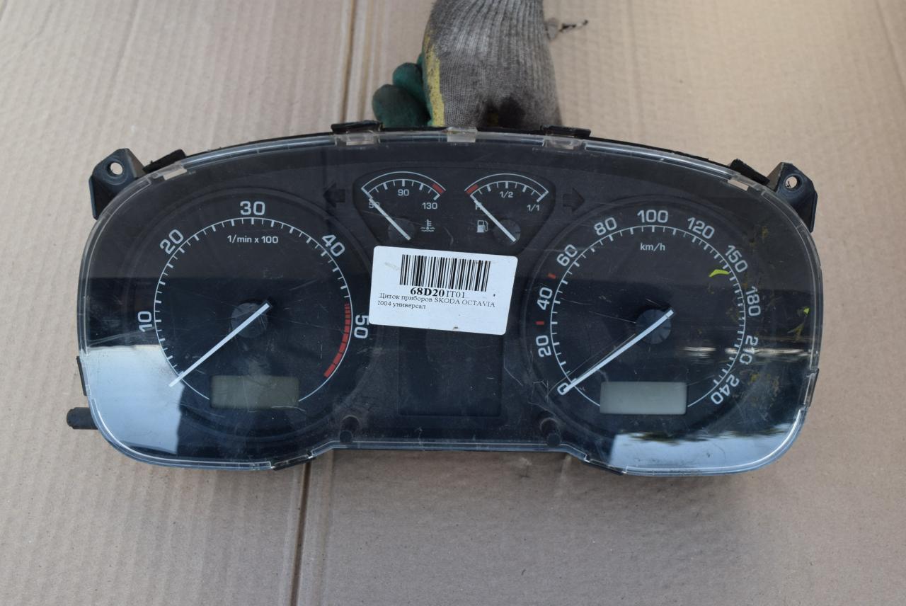 щиток приборов (приборная панель) Skoda Octavia 2 поколение (A5) 2004, 1.9 л., дизель, МКПП, хетчбэк 5 дв., 1U0920811J - фото №1