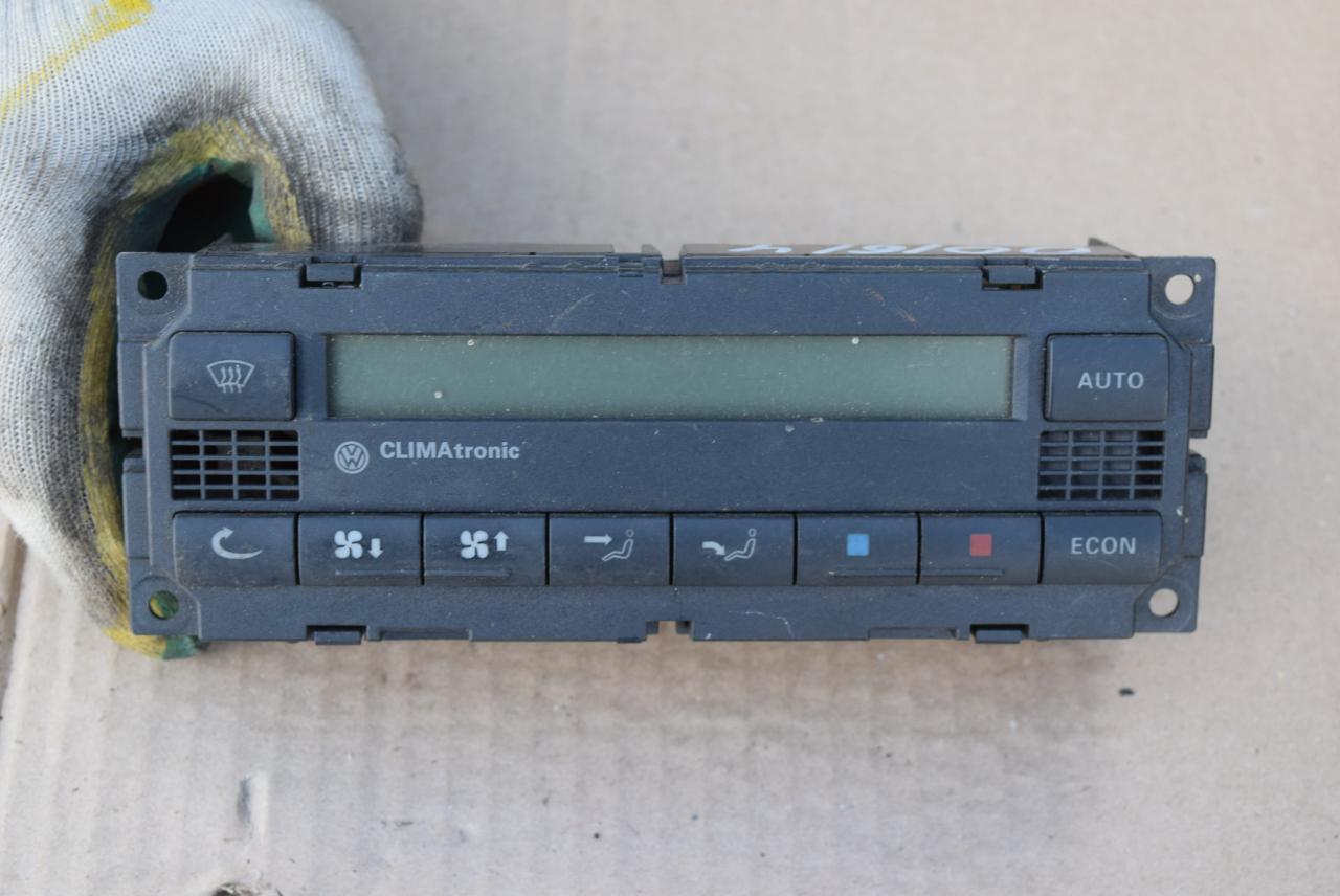 блок управления печки / климат-контроля Volkswagen Passat B5 1998, 2.0 л., бензин - фото №1