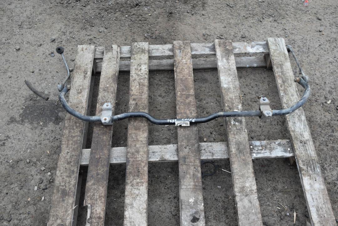 стабилизатор подвески передний Volkswagen Golf 6 поколение 2010, 1.4 л., TSI, CAXA, бензин, МКПП, хетчбэк 5 дв., правый руль, 1K0411303BJ - фото №1