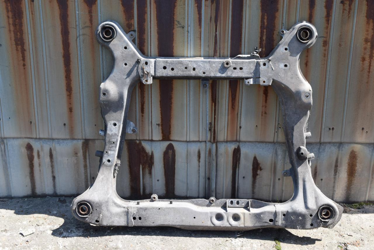 балка подвески передняя (подрамник) Volvo XC90 1 поколение 2004, 2.9 л., бензин, АКПП, песочный, универсал, правый руль, 8683839 - фото №1