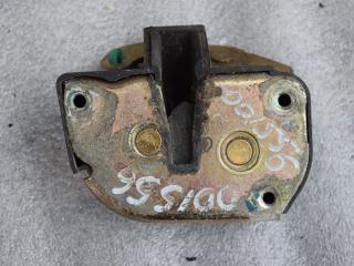 замок двери задней правой Chrysler Voyager 3 поколение 1998, 2.5 л., дизель