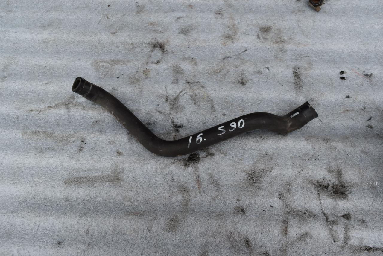 патрубок (трубопровод, шланг) Volvo S90 1 поколение 1997, 3.0 л., i, бензин, АКПП, седан, задний привод - фото №1