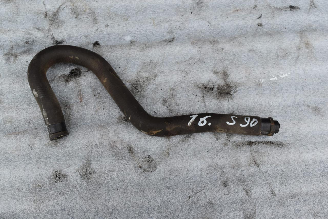 патрубок (трубопровод, шланг) Volvo S90 1 поколение 1997, 3.0 л., i, бензин, АКПП, седан, задний привод - фото №1