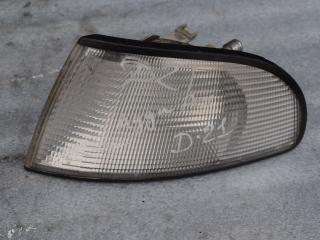 поворотник правый Audi A4 B5 1995, 1.8 л., бензин
