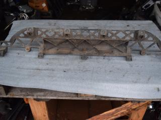 Крепление бампера заднего Audi Q7 4L 2008, 3.0 л., TDi, CASA, дизель, АКПП, полный подключаемый привод, 4L0807329