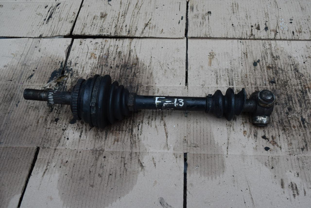 полуось передняя правая (приводной вал, ШРУС) Volvo V70 1 поколение 1999, 2.4 л., бензин, МКПП, универсал, 09163592 - фото №1