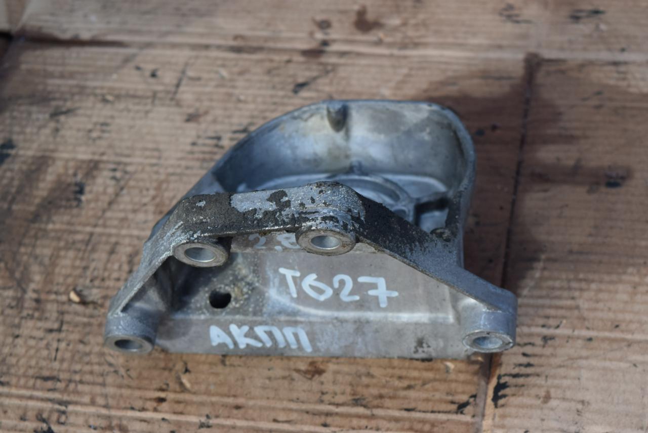 кронштейн КПП Volvo S80 1 поколение 1999, 2.8 л., Ti, B 6284 T, бензин, АКПП, седан, передний привод, 9161143 - фото №1