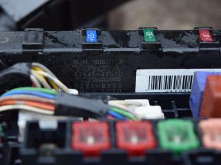 реле (прочие) Toyota Yaris XP9 2008, 1.4 л., 1ND-TV, дизель, МКПП, хетчбэк 5 дв., 8264147020