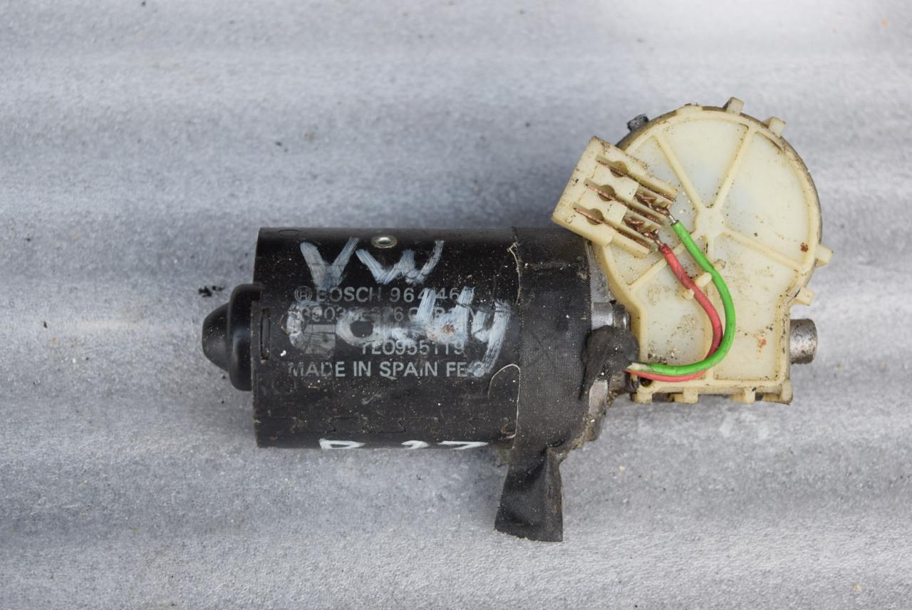 моторчик передних стеклоочистителей (дворников) Volkswagen Caddy 2 поколение 1998, 1.6 л., бензин, МКПП - фото №1
