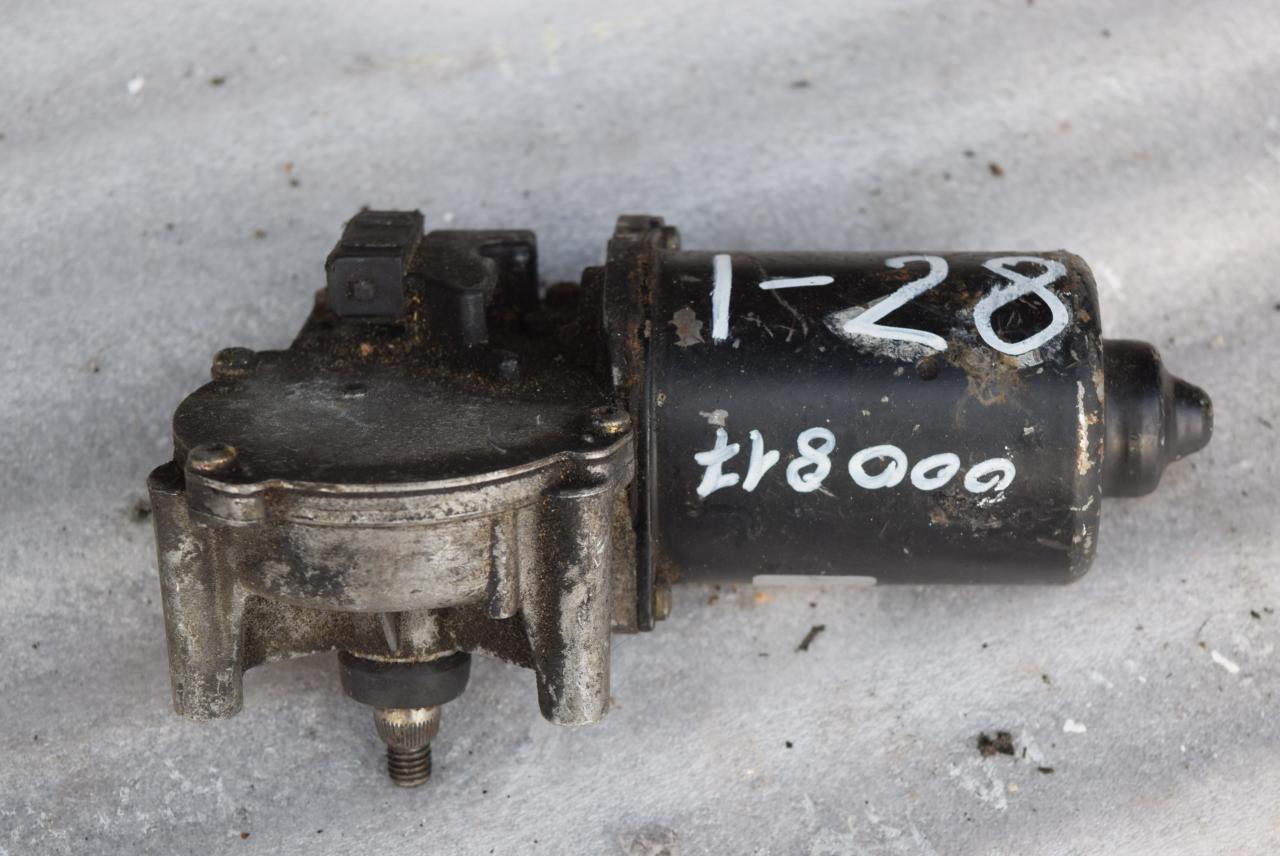 моторчик передних стеклоочистителей (дворников) Ford Mondeo 2 поколение 1998, 1.8 л., дизель, универсал, 93BB17B571AC - фото №1