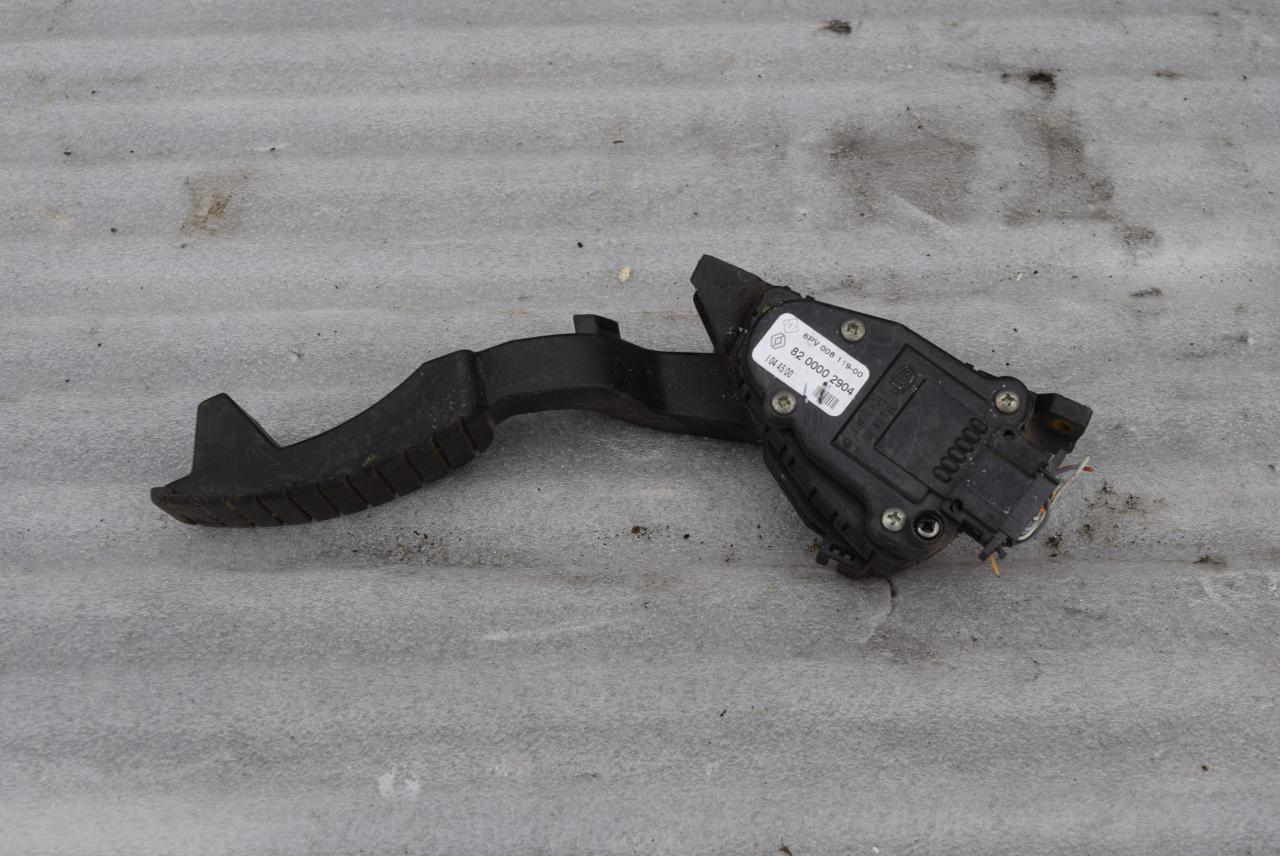 педаль Renault Laguna 2 поколение 2002, 1.9 л., DCi, дизель, МКПП, хетчбэк 5 дв., 8200002904 - фото №1