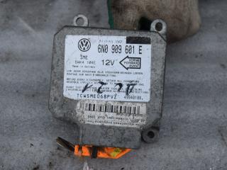 блок AirBag Volkswagen Golf 3 поколение 1995, 1.6 л., AEA, бензин, хетчбэк 5 дв., 6N0909601E, 5WK104E