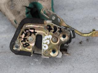 замок двери задней правой Hyundai Sonata 3 поколение [рестайлинг] 1997, 2.0 л., G4CP, бензин