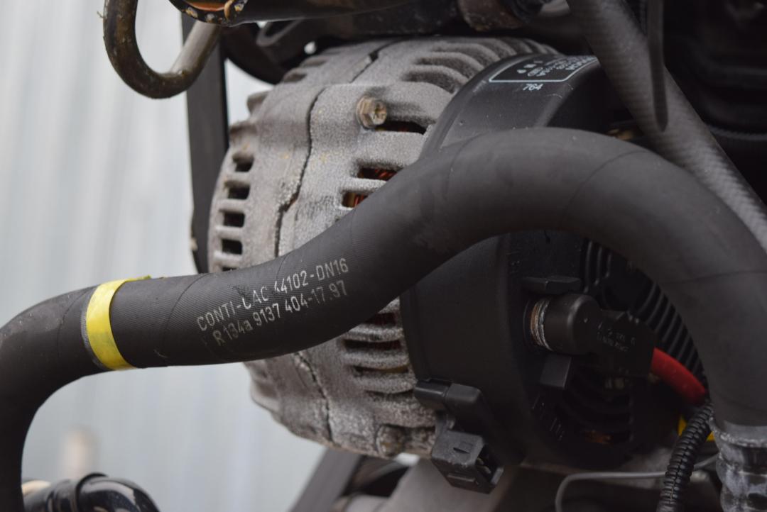 генератор Volvo S80 1 поколение 1998, 2.5 л., D 5252 T, дизель, МКПП, седан, 9442905 - фото №1