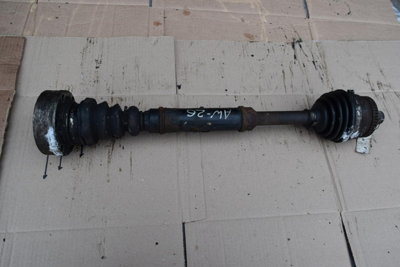 полуось передняя левая (приводной вал, ШРУС) Volkswagen Passat B5 1998, 1.9 л., дизель, МКПП, седан - фото №1