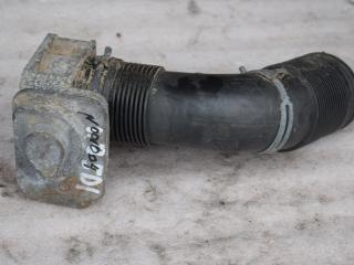 заслонка дроссельная Volkswagen Golf 4 поколение 1999, 1.9 л., AGR, дизель, МКПП, хетчбэк 5 дв., 038128063C