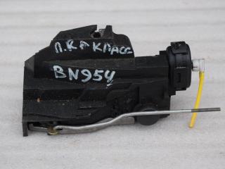 замок двери передней правой Mercedes-Benz A-Класс W168 1998, 1.4 л., бензин, 1687230008