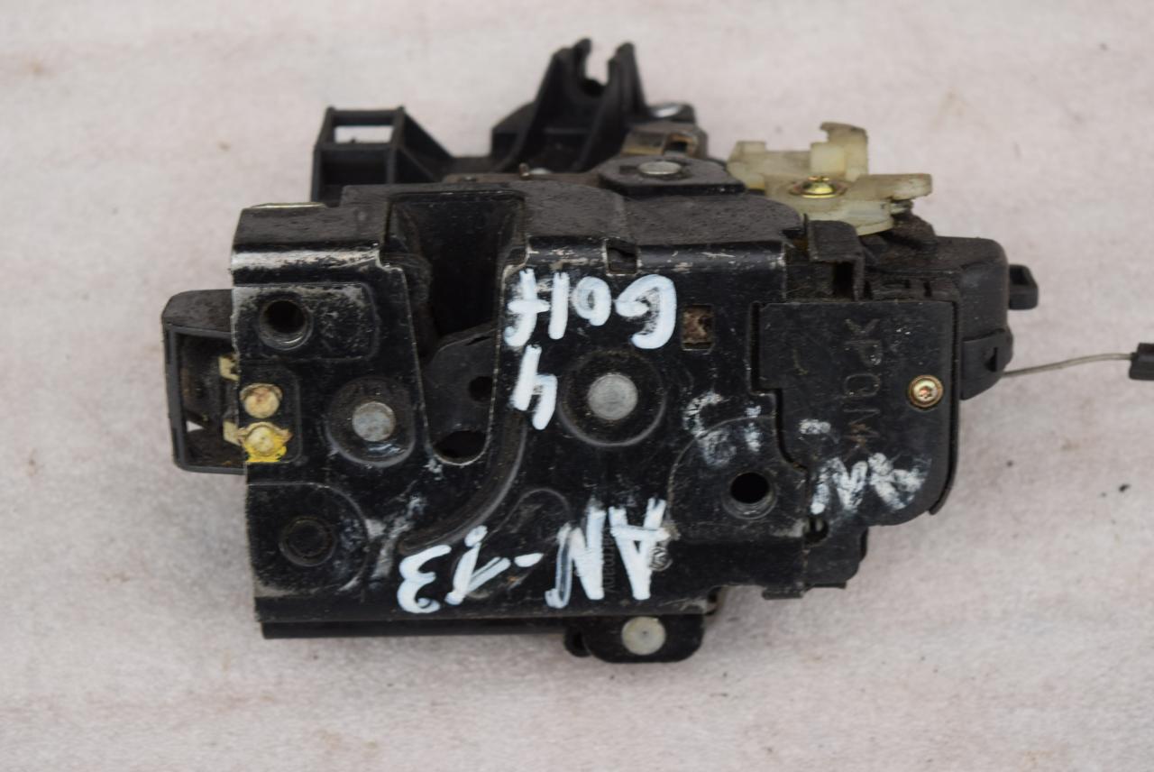 замок двери передней правой Volkswagen Golf 4 поколение 1998, 1.4 л., AHW, бензин, хетчбэк 5 дв., 3B1837016 - фото №1