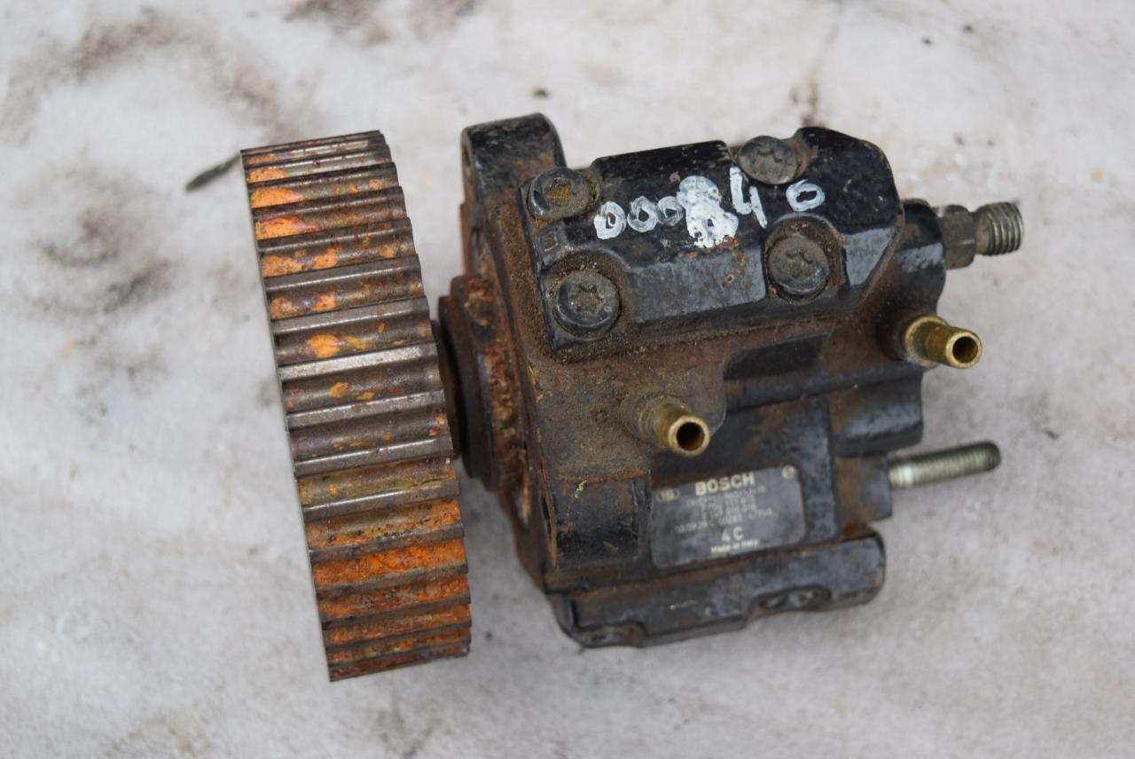 ТНВД Renault Laguna 2 поколение 2003, 1.9 л., дизель, МКПП, хетчбэк 5 дв., 0445010018, 7700111010, 7700104018D - фото №1