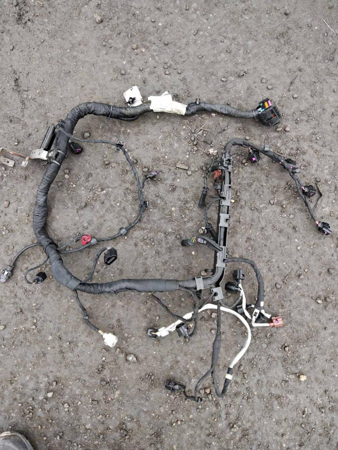 проводка двигателя Skoda Octavia 3 поколение (A7) 2016, 1.6 л., CXXB, дизель, АКПП, универсал, 04L972627JG - фото №1