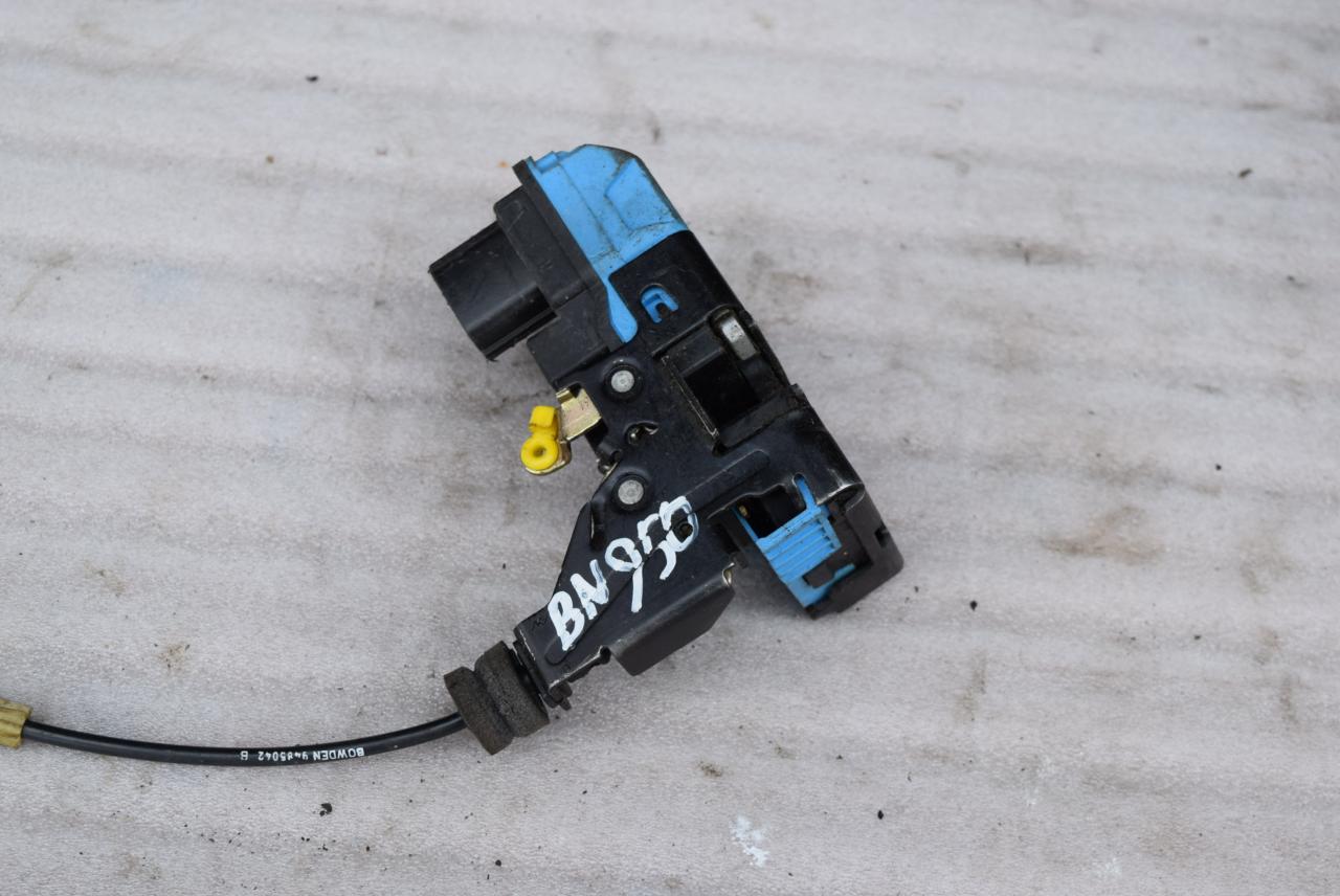 замок двери передней правой Volvo S80 1 поколение AS71 2002, 2.4 л., D 5244 T, дизель, АКПП, седан, 8650546, 9485042B - фото №1