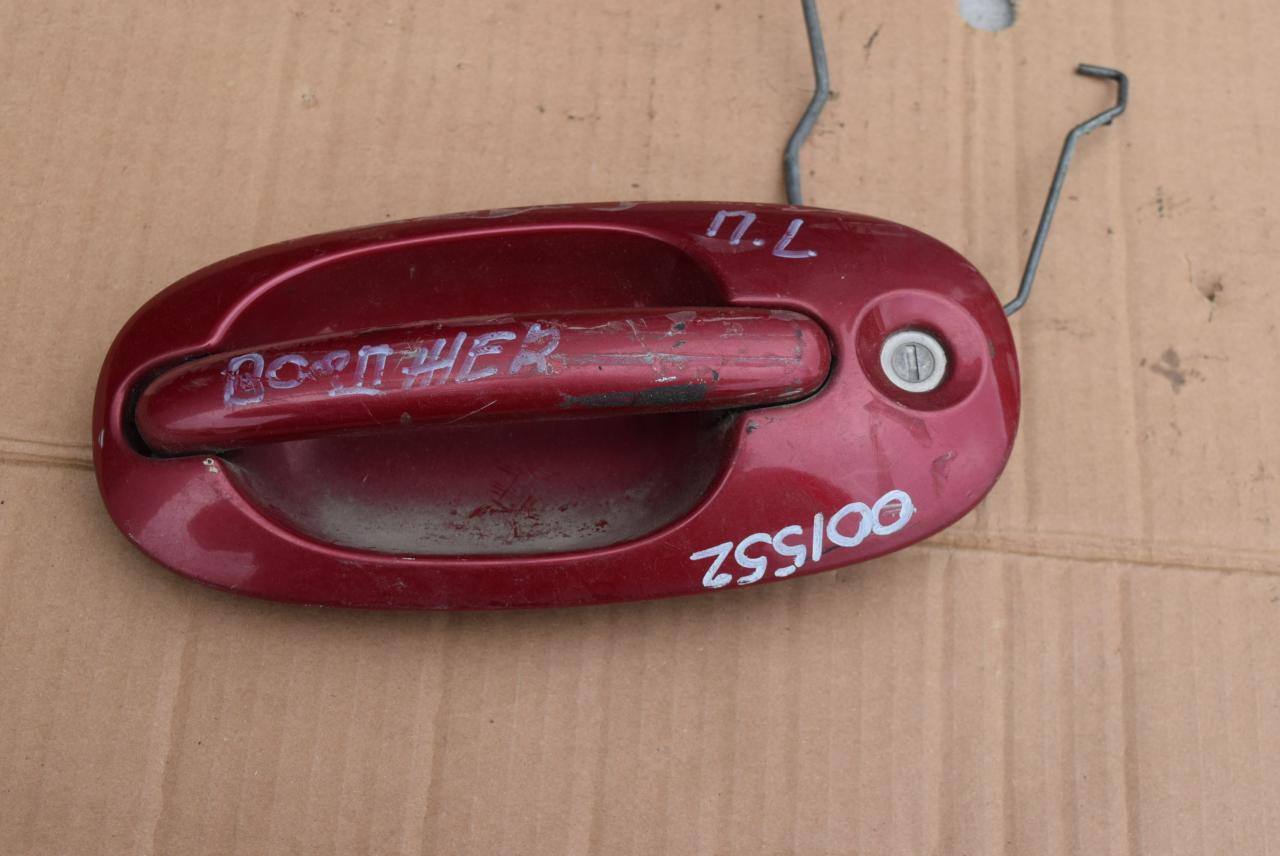 ручка наружная Chrysler Voyager 3 поколение 1998, 2.5 л., дизель - фото №1