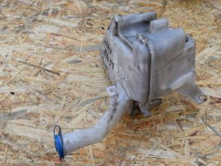 бачок омывателя Toyota Yaris XP9 2008, 1.4 л., 1ND-TV, дизель, МКПП, хетчбэк 5 дв., 853100D060