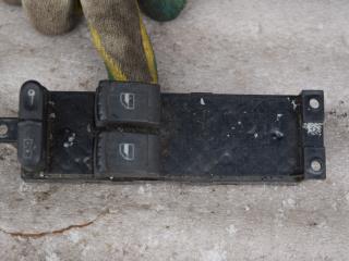 блок управления стеклоподъемниками Volkswagen Golf 4 поколение 2000, 1.9 л., ALH, дизель, 1J3959857