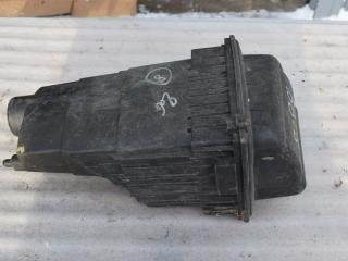 корпус воздушного фильтра Peugeot 206 1 поколение 2001, 1.8 л., бензин, кабриолет, 9634107180