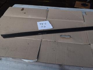 Уплотнитель стекла Volkswagen Passat B6 2007, 2.0 л., дизель, МКПП, универсал, 3C4837471B, 3C4837472B