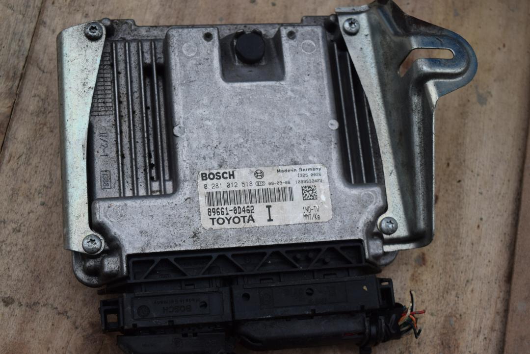 блок управления двигателем Toyota Yaris XP9 2007, 1.4 л., 1ND-TV, дизель, МКПП, хетчбэк 5 дв., правый руль, 0281012518, 896610D462 - фото №1