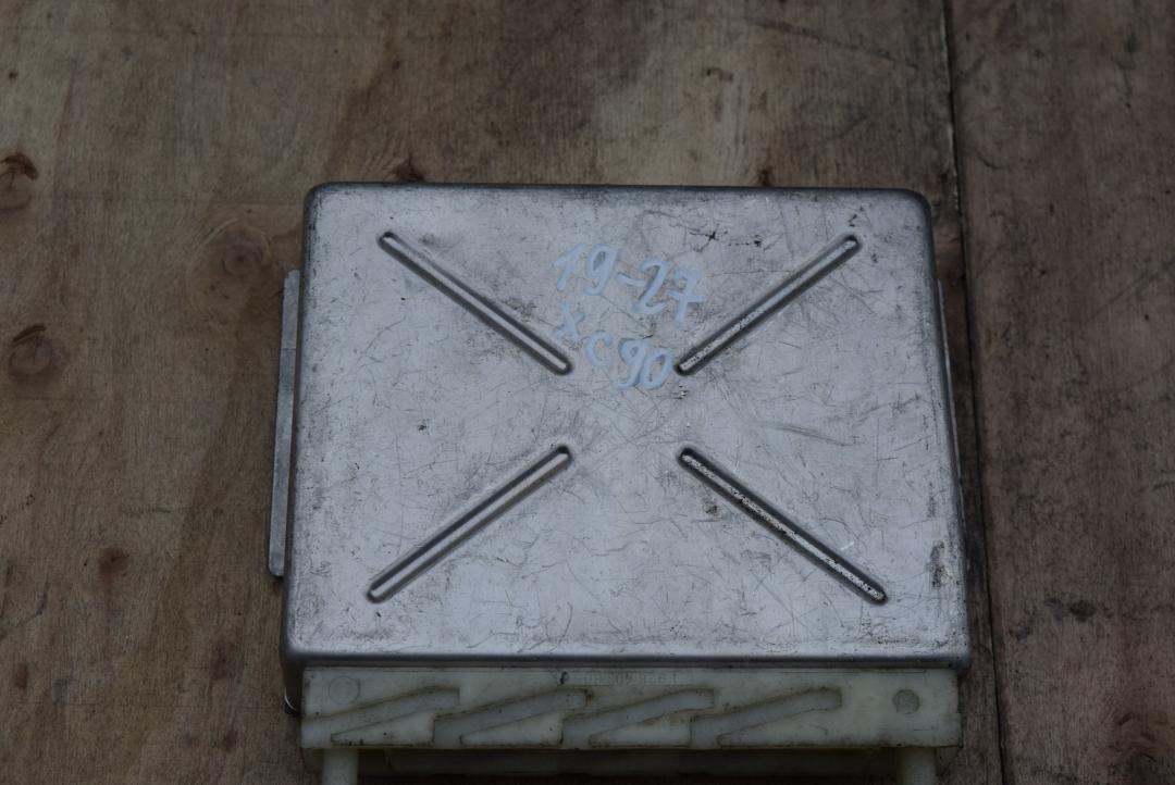 блок управления АКПП Volvo XC90 1 поколение 2004, 2.9 л., бензин, АКПП, универсал, правый руль, P30646899CA, 00008862A1 - фото №1