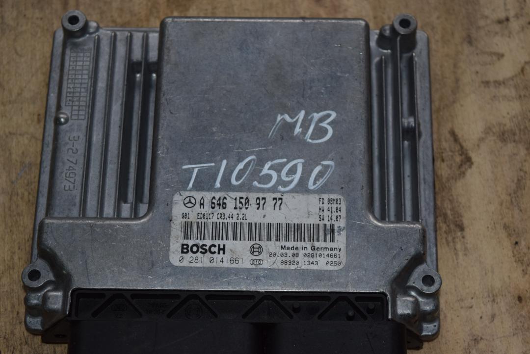 блок управления двигателем Mercedes-Benz CLC-Класс 1 поколение 2009, 2.1 л., дизель, АКПП, купе, правый руль, 0281014661, A6461509777 - фото №1