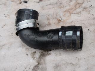 патрубок интеркулера Volvo XC70 3 поколение [рестайлинг] 2015, 2.4 л., D5, D 5244 T20, дизель, АКПП, универсал, полный подключаемый привод, 31431109