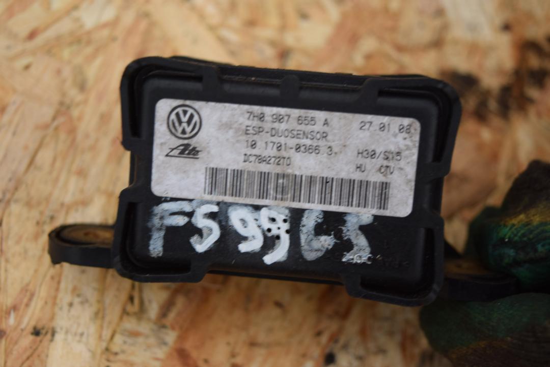 датчик ускорения Volkswagen Golf 5 поколение 2008, 1.4 л., CAXA, бензин, МКПП, хетчбэк 5 дв., правый руль, 7H0907655A - фото №1