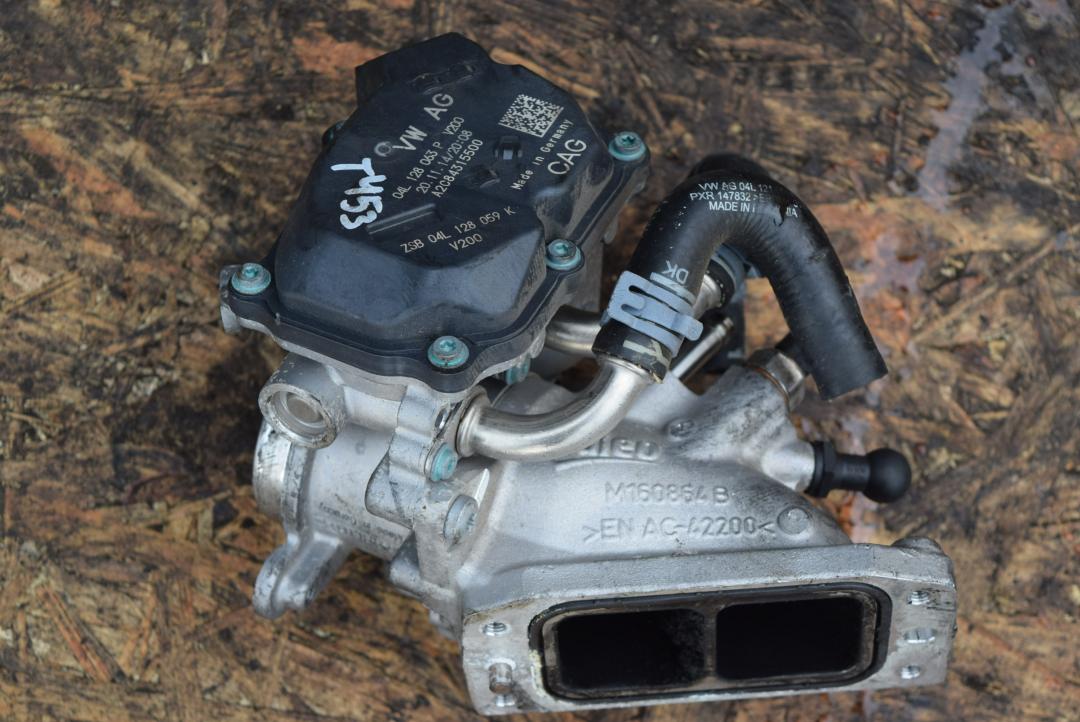 заслонка дроссельная Skoda Octavia 3 поколение (A7) 2015, 1.6 л., CXXB, дизель, вариатор, седан, передний привод, 04L128063P, A2C84315500 - фото №1