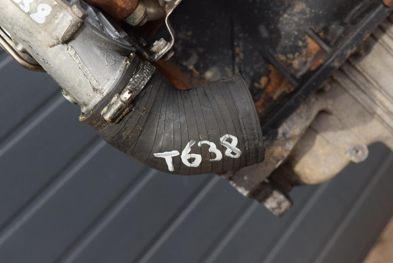 патрубок интеркулера Volvo S80 1 поколение 2000, 2.5 л., D 5252 T, дизель, МКПП, седан - фото №1