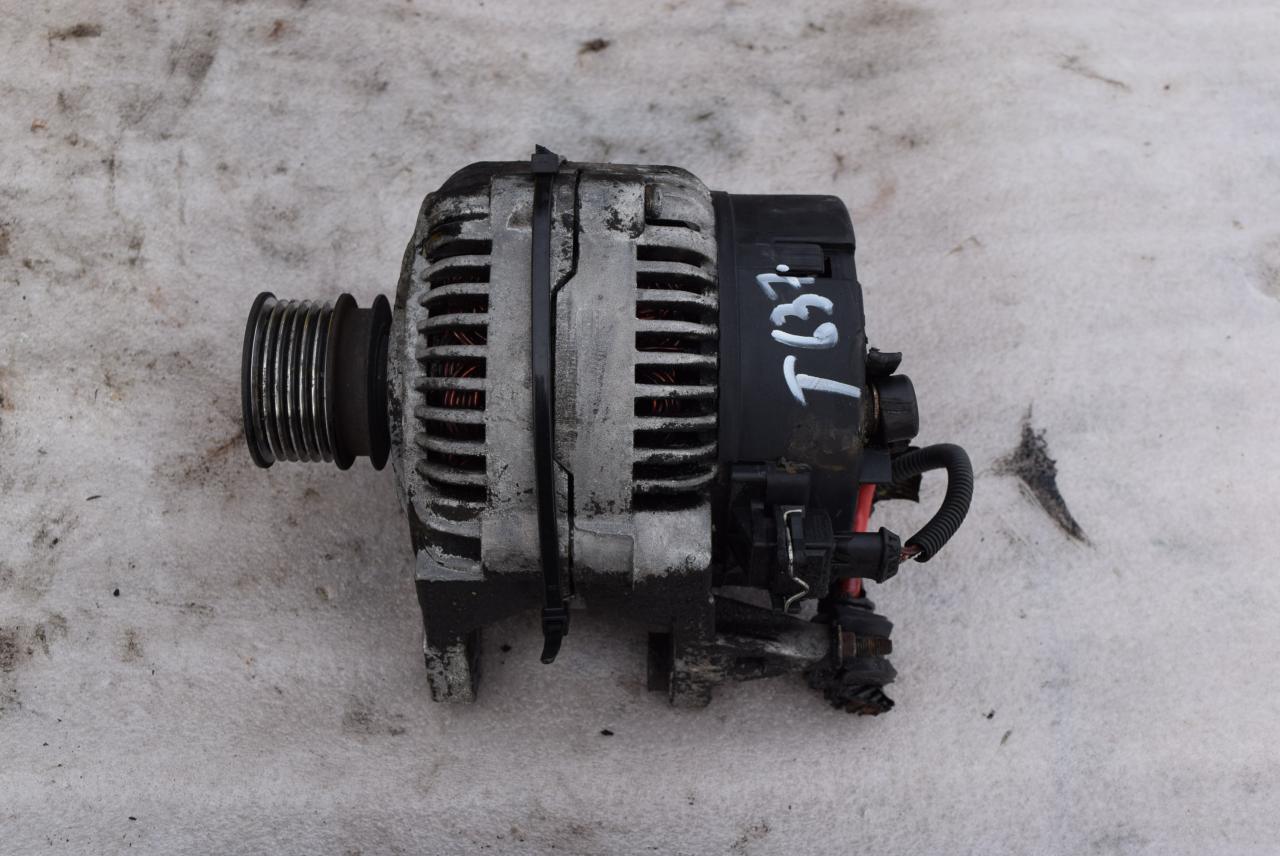 генератор Volvo V70 1 поколение 1998, 2.5 л., D 5252 T, дизель, МКПП, универсал - фото №1