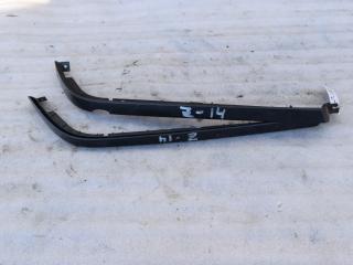 ресничка (ус) левой фары Mercedes-Benz C-Класс W202/S202 [рестайлинг] 2000, 2.2 л., CDi, дизель, АКПП, универсал, 2028260777