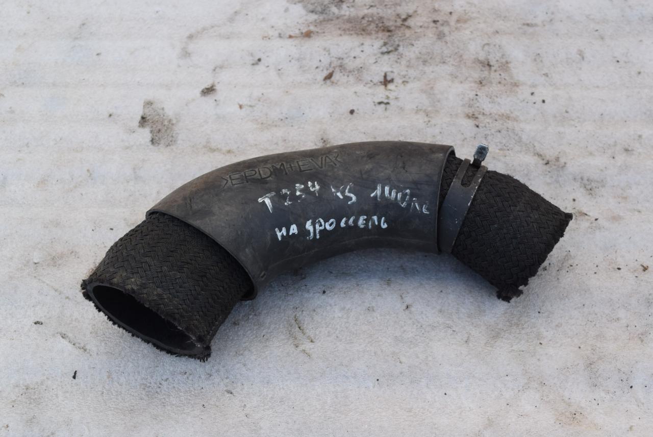 патрубок интеркулера Kia Sorento 1 поколение 2004, 2.5 л., D4CB, дизель, АКПП, внедорожник 5 дв. - фото №1