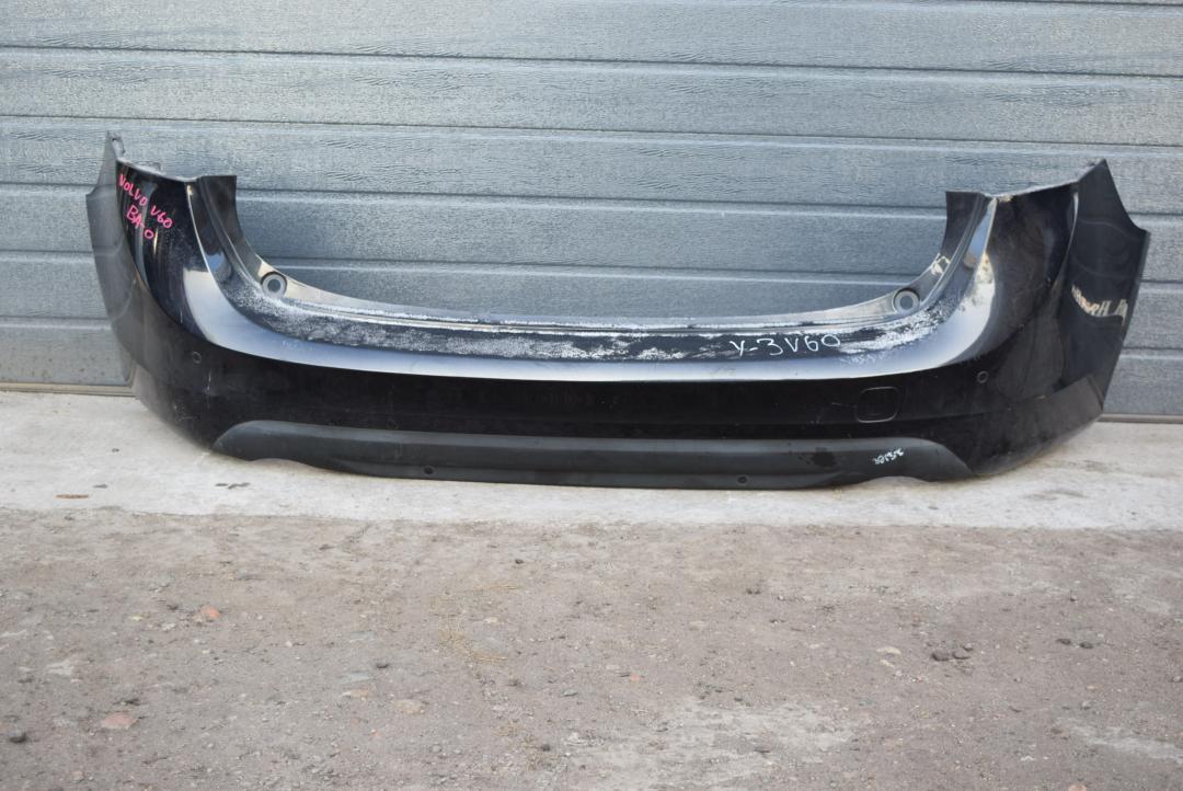 бампер задний Volvo V60 1 поколение 2012, 1.6 л., B 4164 T3, бензин, робот, черный, универсал, передний привод, правый руль, 32165263 - фото №1