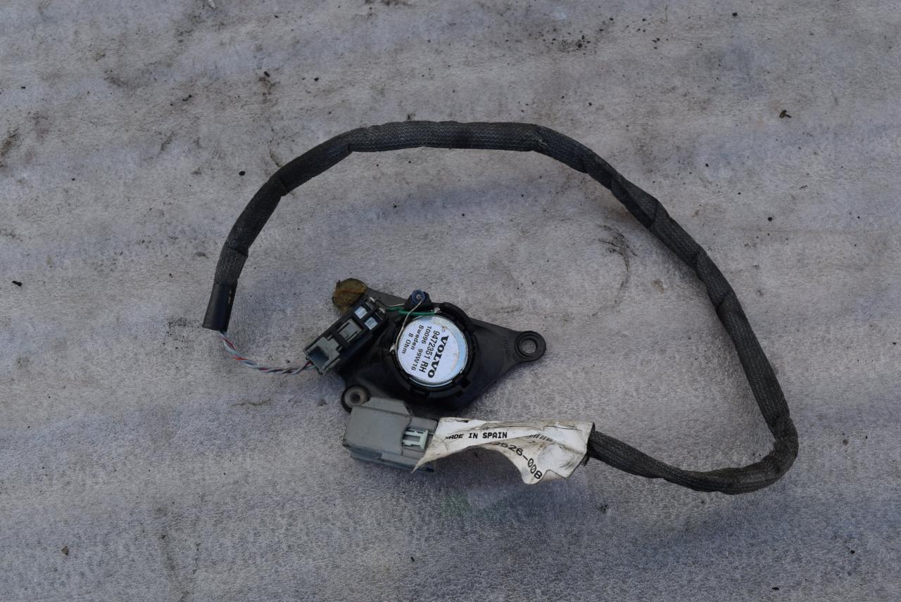 динамик высокочастотный (пищалка) Volvo S80 1 поколение 2002, 2.4 л., i, B 5244 S2, бензин, МКПП, седан, 9472351 - фото №1