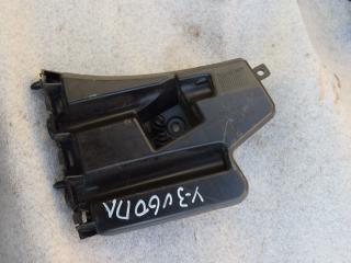 Крепление бампера переднего Volvo V60 1 поколение 2012, 1.6 л., B 4164 T3, бензин, робот, черный, универсал, передний привод, правый руль, 30796625