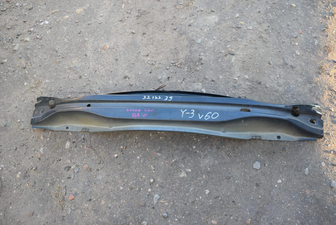 усилитель бампера заднего Volvo V60 1 поколение 2012, 1.6 л., B 4164 T3, бензин, робот, черный, универсал, передний привод, правый руль - фото №1