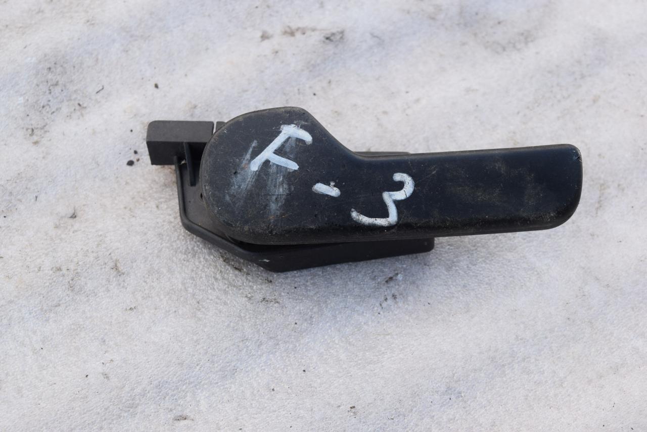 ручка открывания капота Volkswagen Bora 1 поколение 1999, 2.0 л., бензин, 1J1823633, 1J1823533B - фото №1