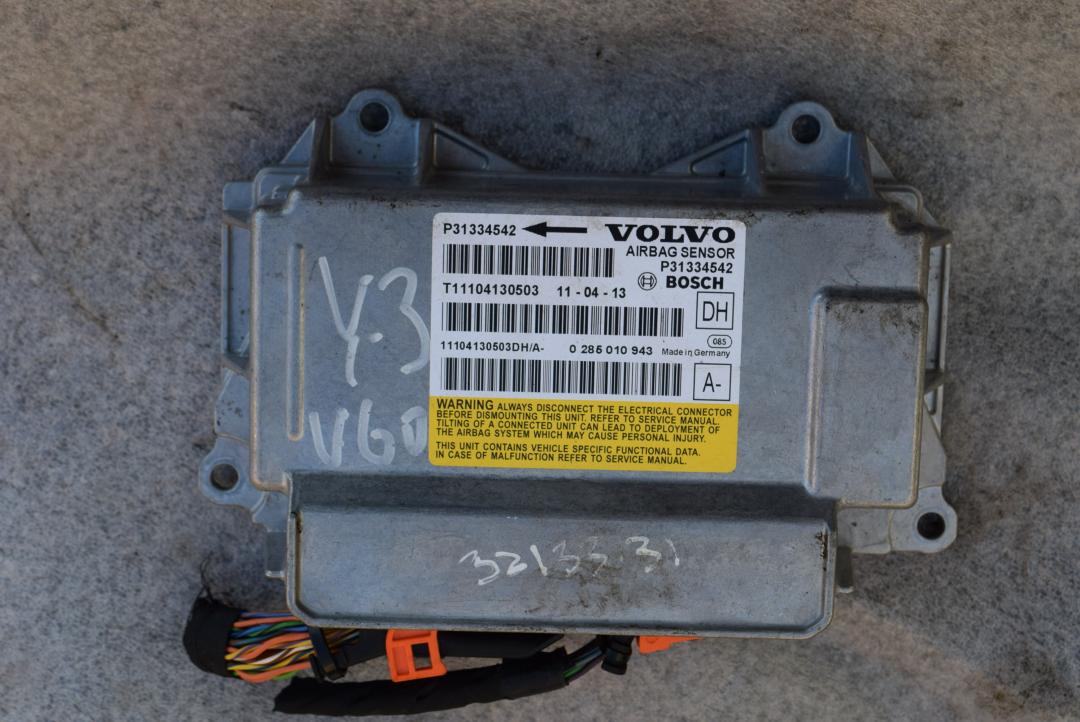 блок AirBag Volvo V60 1 поколение 2012, 1.6 л., B 4164 T3, бензин, робот, черный, универсал, передний привод, правый руль, P31334542, 31334542 - фото №1