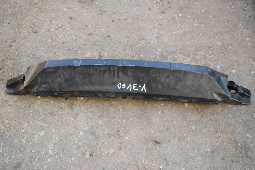 абсорбер бампера Volvo V60 1 поколение 2012, 1.6 л., B 4164 T3, бензин, робот, черный, универсал, передний привод, правый руль, 31323427 - фото №1