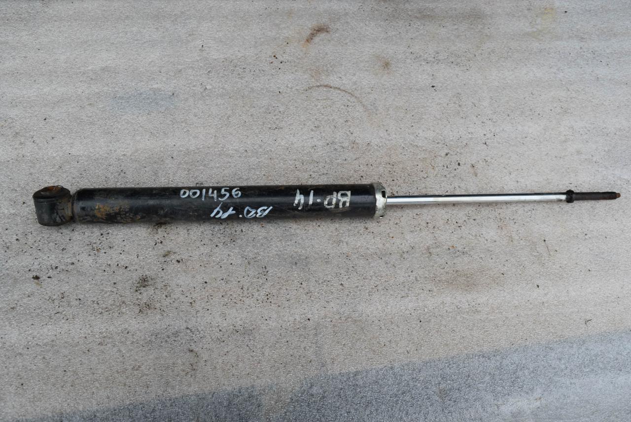 амортизатор задний Peugeot 107 1 поколение 2008, 1.0 л., бензин, МКПП, 485300H010 - фото №1