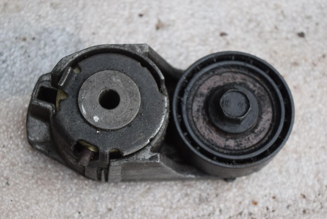 натяжитель Ford Mondeo 3 поколение 2002, 2.0 л., дизель, 2S7E6A228AA - фото №1